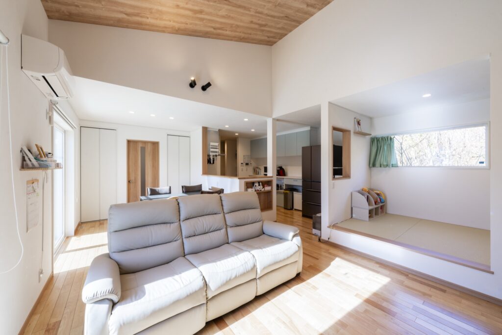 水戸市平屋内観